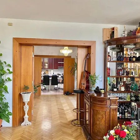 Dream House Prague East *