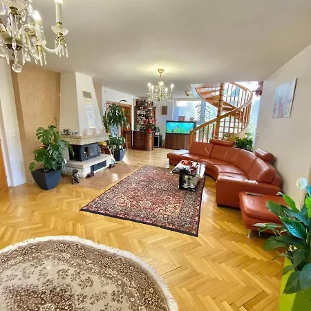 Villa Dream House Prague East Kamenice (Prague-East)
