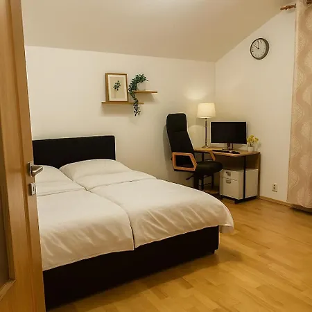 Dream House Prague East וילה